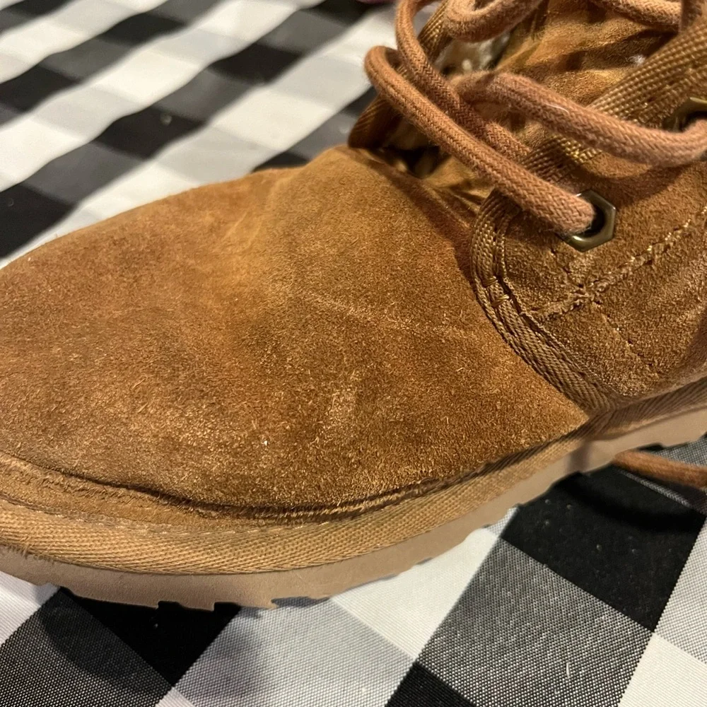 UGG Classic Tan Suede Boots - Picture 13 of 14